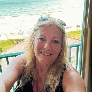 Meet your Posher, Teri